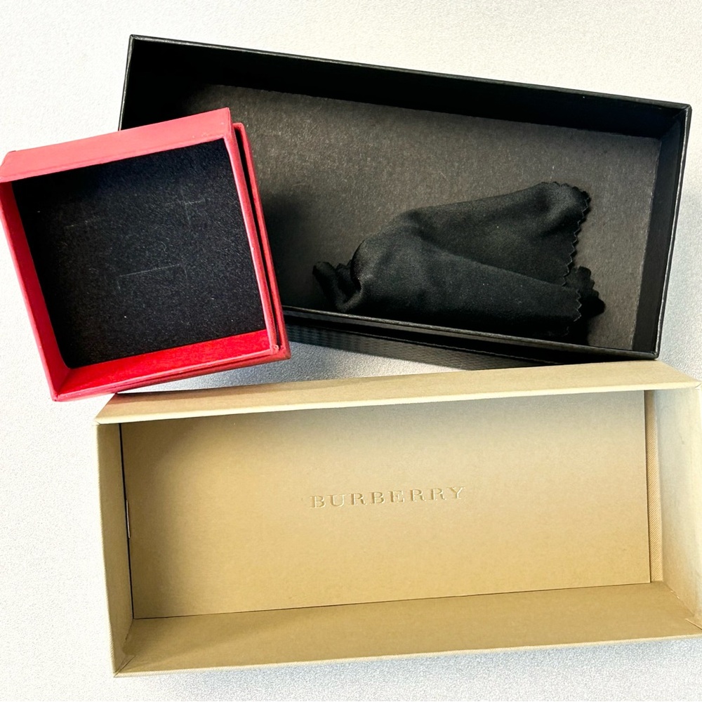 Gift Box Set - Picture 4 of 12